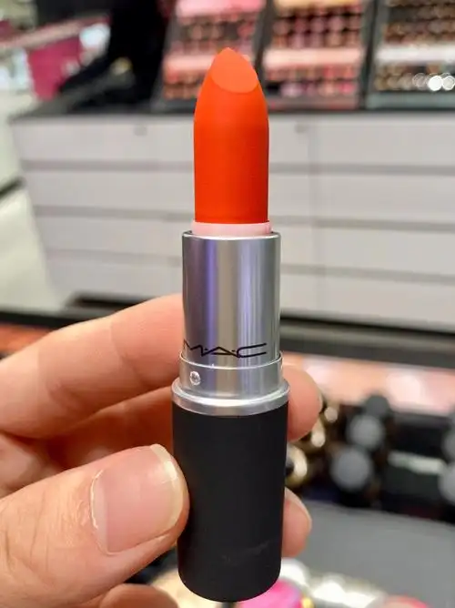 mac303无滤镜试色一颗捏爆了的