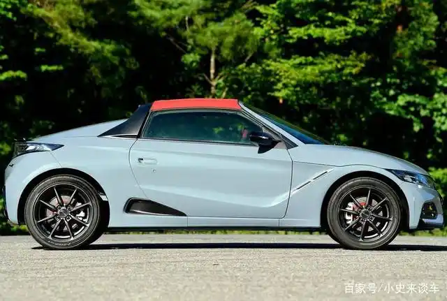 10万就能入手的本田敞篷跑车!小姐姐看了走不动,外观动感真香!