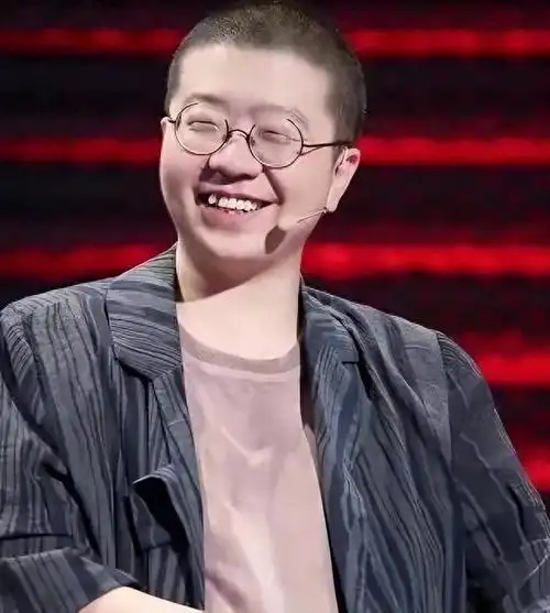 近日,脱口秀演员李波因一段表演引发了与合肥文旅局之间的风波.