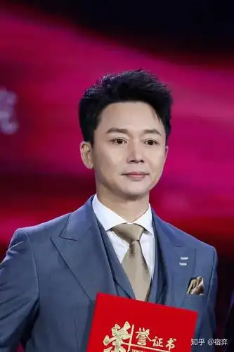 扶摇 国公小可爱 外科风云 扬帆 橙红年代 聂万峰 摩登家庭 肖云天