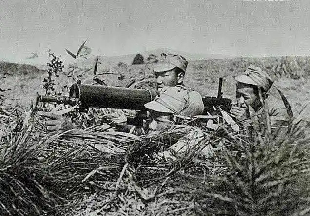 东进,东进,我们是铁的新四军