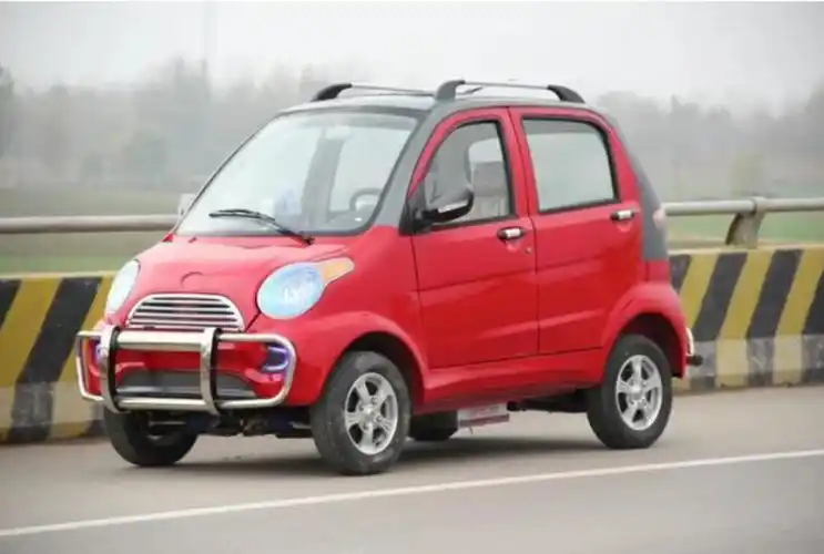 "老年代步车属机动车,上路需驾照且上牌",这个地方开始整治"老头乐"