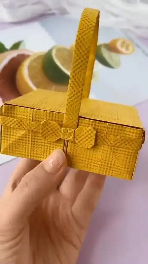 今天教你用正方形纸折小篮子做法简单易上手