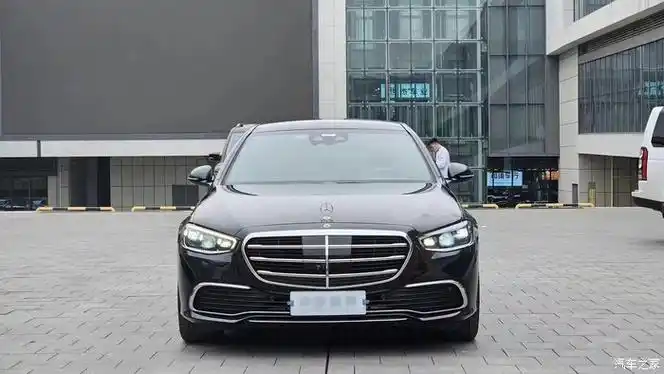 到店21款21年上牌奔驰s400l 全车原版原漆 带车衣 更