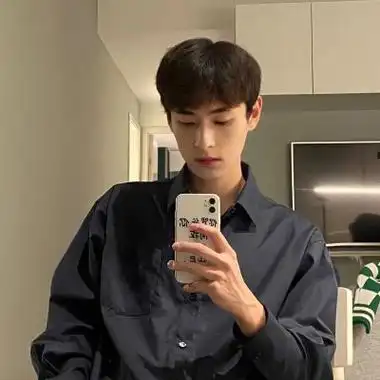 15岁男帅气照片真实照片-男生头像 - 壁纸之家