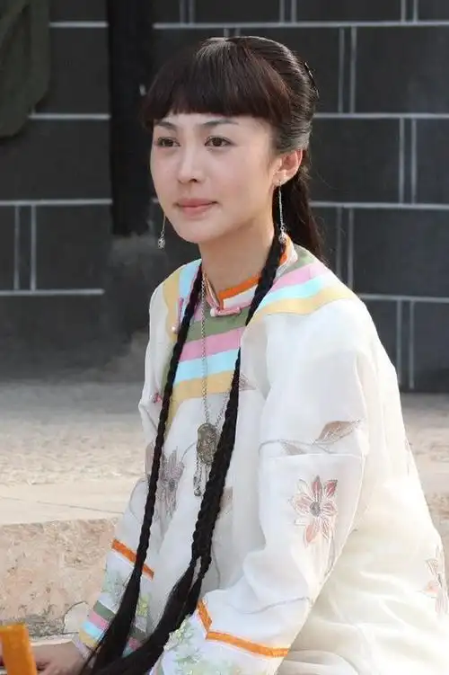 锁清秋-苏心禾-李菲儿饰