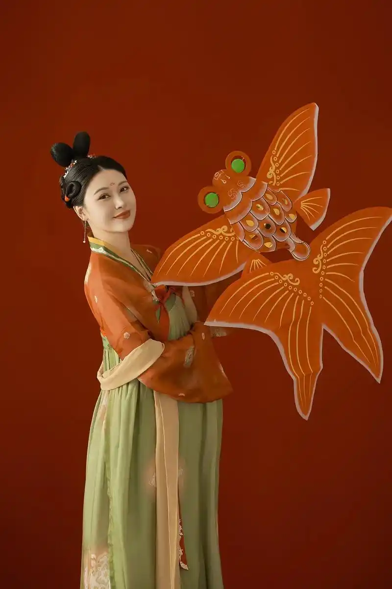 客片分享#孕妇写真 #原来穿上古装也可以这 - 抖音