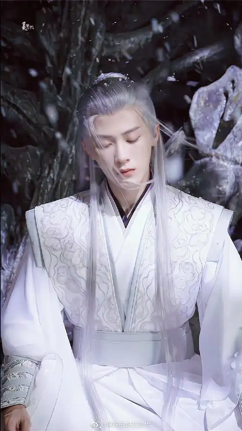 檀健次 长相思相柳 如果相柳只是安居世间一隅的大海妖……|檀健次