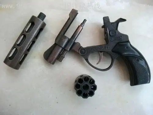 大家帮忙找一找这种玩具叫 火炮枪 小时候有一个弄丢了 心疼后悔了