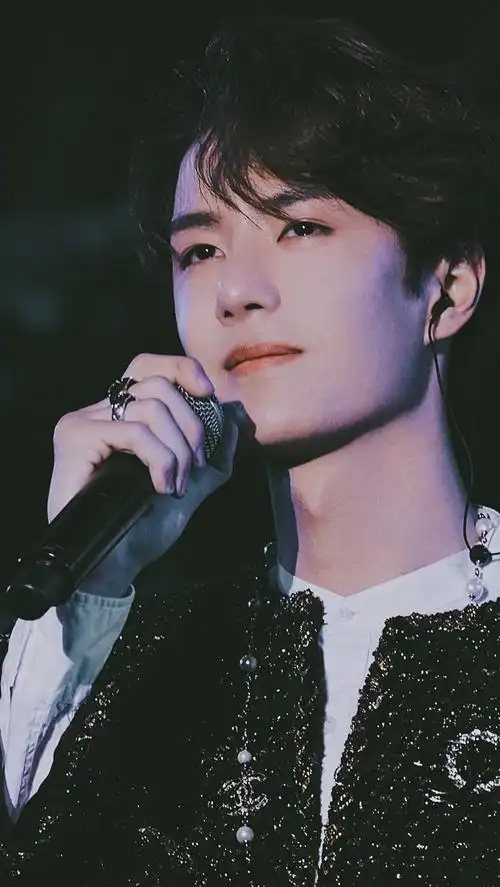 原创陈情令泰国见面会肖战王一博感人同台圆满今夏