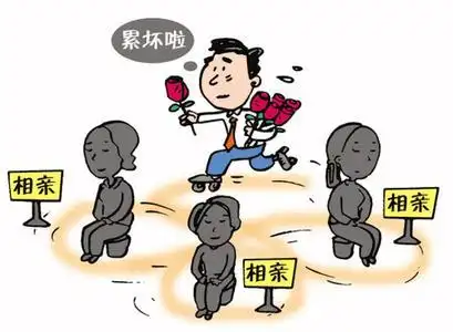先是在2月19日将游记用漫画的形式晒在朋友圈和微博上,引发大家的关注