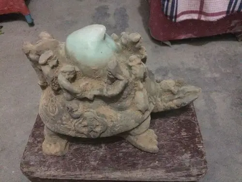 昨天捡个八仙玉石龟,不知道是真是假