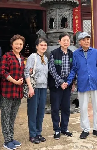 师胜杰夫人宋艳深情寄语,怀念相声名家常贵田与丈夫的兄弟情_常远