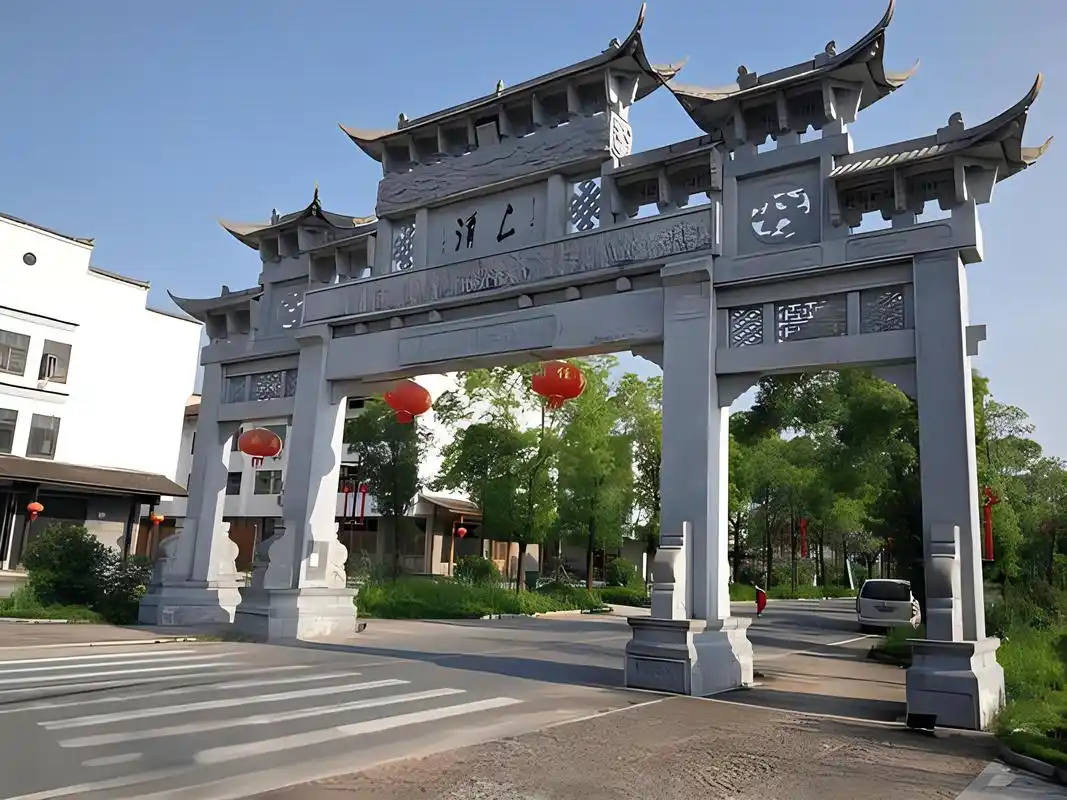 探访神秘之旅:江西龙虎山全攻略 江西龙虎山,道教圣地,历史与自然交织