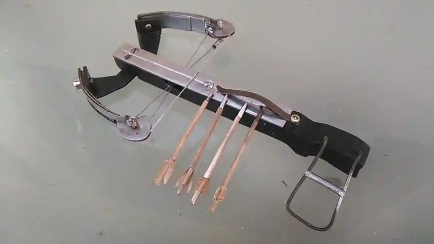 工艺精湛的微型弓弩,看看威力如何