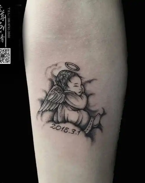 小天使纹身纹身图片_手臂点刺纹身图案