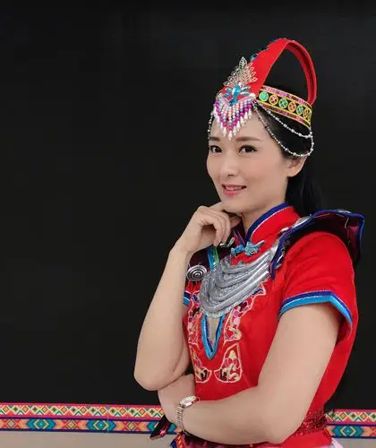 畲族姑娘 - 魏聚华 - 图虫