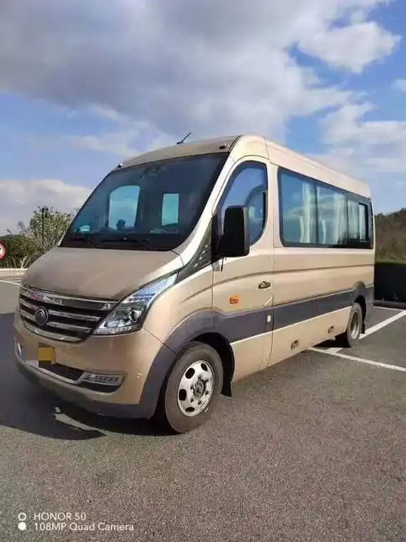 2018年11月,17座新款宇通cl6,旅游客运,中型客车, - 抖音