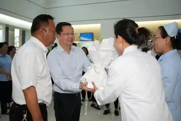 袁泉率奉贤区党政代表团赴云南省大理白族自治州学习考察