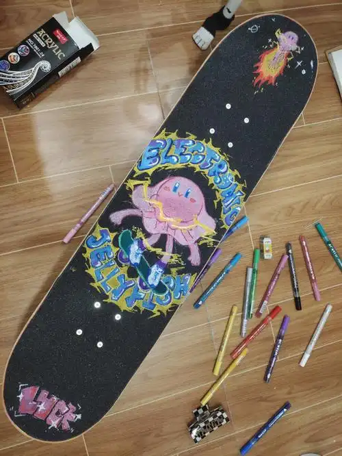 滑板涂鸦我独一无二的滑板