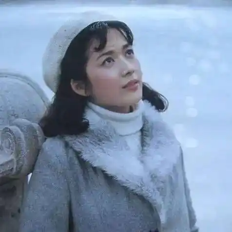 她在《石榴花》,《快乐的单身汉》,《大桥下面》等电影中塑造了完美高