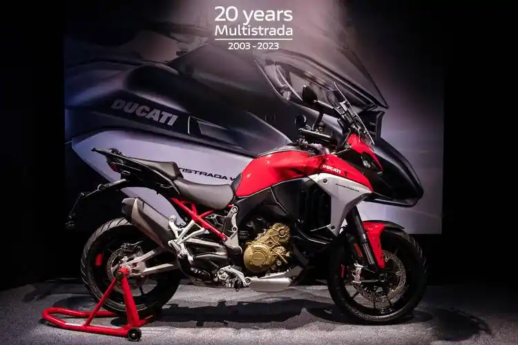车型历史图鉴:杜卡迪 2003 - 2024 multistrada 揽途(上)_搜狐汽车