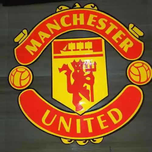 曼联汽车贴纸曼联足球俱乐部油箱盖车贴红魔车身贴曼联logo标志贴