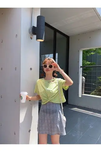 白色短袖t恤女短款2020新款潮夏季宽松t桖纯棉体恤露肚脐短袖上衣