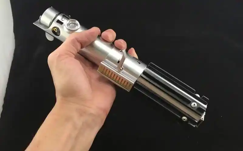 星球大战光剑模玩系列-泰国小哥的量产断手-graflex crystal core