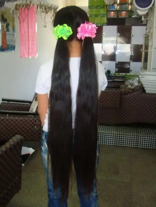 出售最新剪下的18岁姑娘长发3