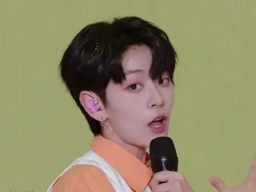 刘梦年薪百万还参加《创造营》,鹿晗听到后的表情耐人寻味