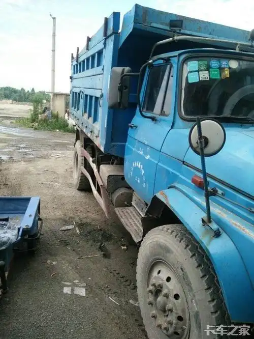 本人出售尖头解放一辆价格面议