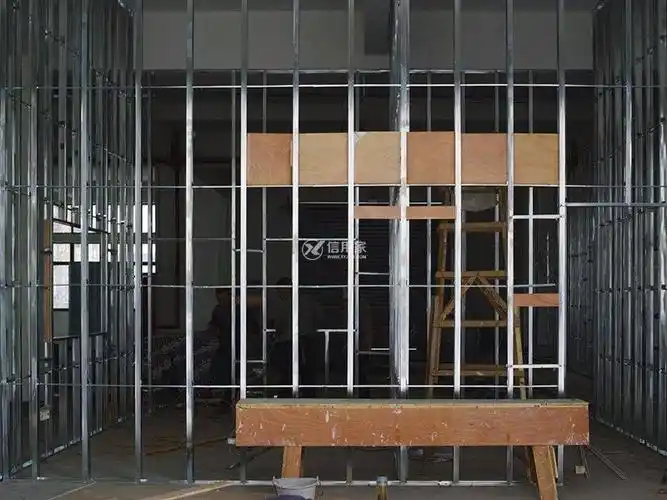 轻钢龙骨隔断墙报价,轻钢龙骨隔墙的常见尺寸以及安装方法