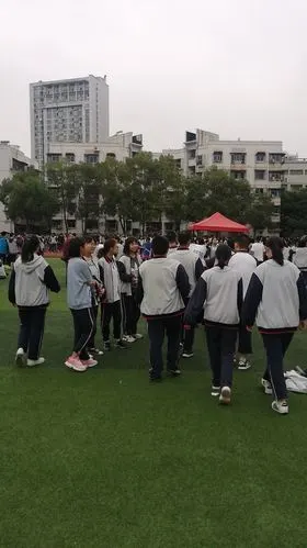 凝心凝力,精彩绽放—葛洲坝中学第二十一届田径运动会(三)