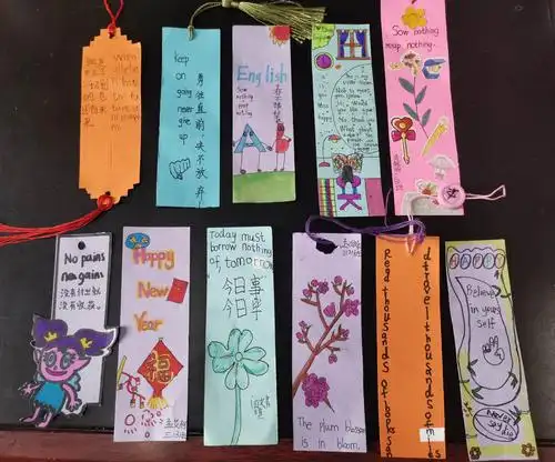 小小书签 馨香一脉 ——记史庄小学英文书签制作活动