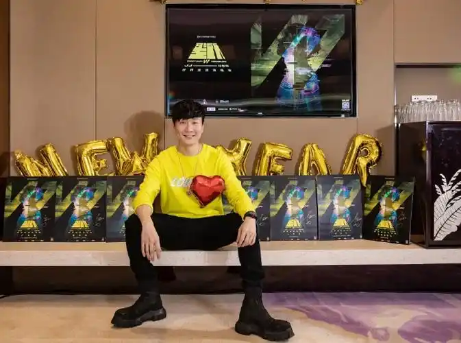 98#林俊杰jj20世界巡回演唱会#之前日常的小瓶子也都好可爱@林俊杰