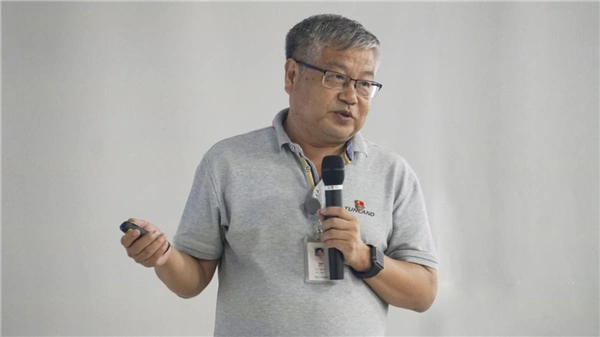 智能制造为拓陆者国际品质保驾护航此外,张微微还透露了搭载国vi-b