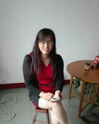 48岁离异女征婚照片(id:97342227)_江苏无锡征婚交友_珍爱网