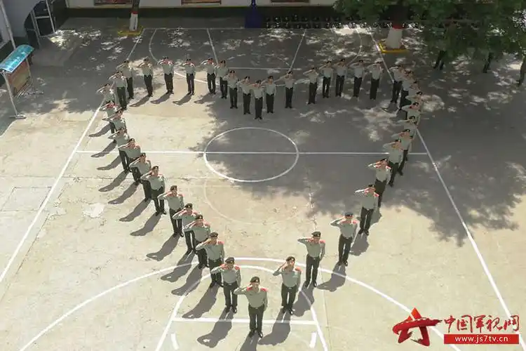 倾听:母亲节,武警官兵的内心独白