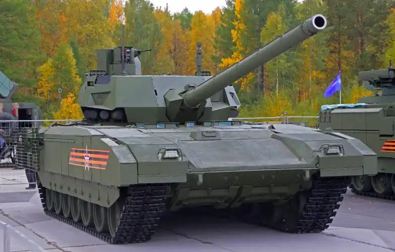 Платформа00Армата03иеедвигатель