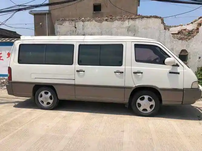 汇众伊思坦纳11座商务车