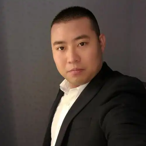 云南睿责商贸有限公司副总张小刚照片