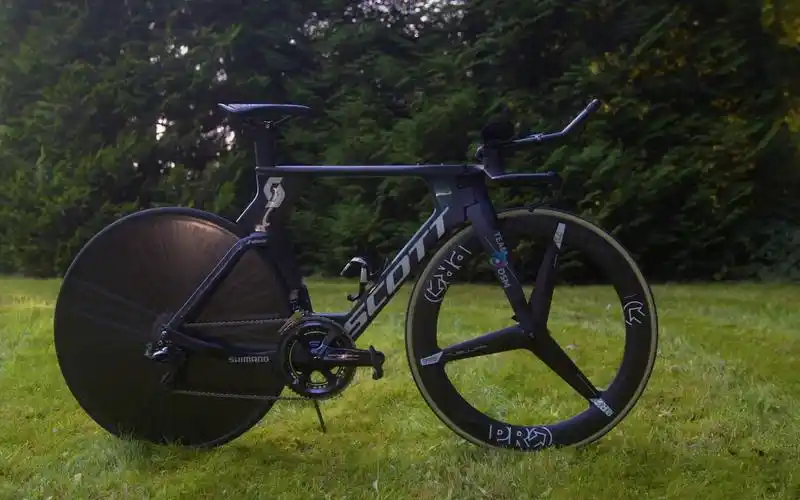 juliette labou 的 tt 自行车与 shimano | 2021年uci公路世界锦标赛