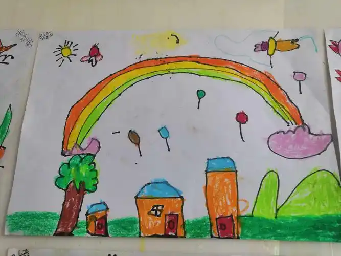麻屯童心艺术幼儿园～免费公益绘画班,本周作品展示《彩虹》