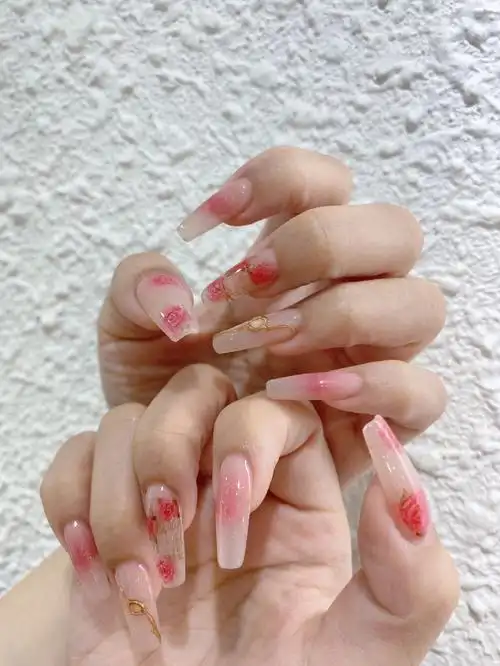 水彩花卉玫瑰花美甲