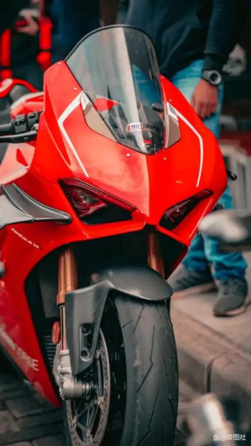 每个男人都有一个机车梦 杜卡迪v2「美图分享」