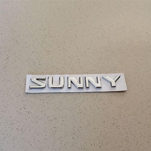 东风日产尼桑新老款阳光标志 sunny英文字母车标后备箱标志后尾标