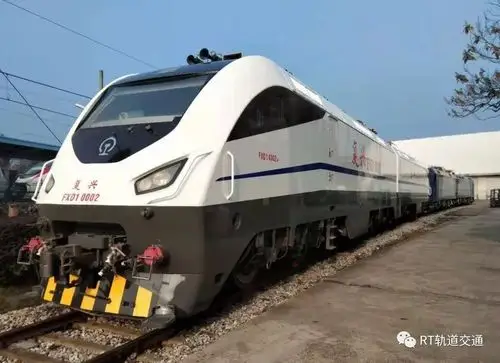 fxd1电力机车横空出世,和谐机车将成历史_复兴