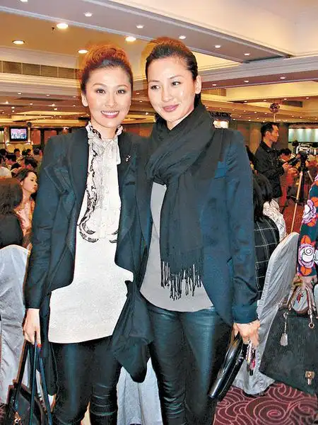 周丽淇自称日日都是情人节 不会心急找男友