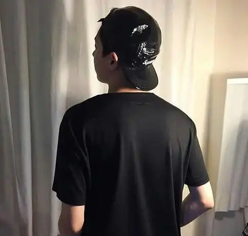 明星男生头像背影图片 男生头像图片大全 -【爱个性】